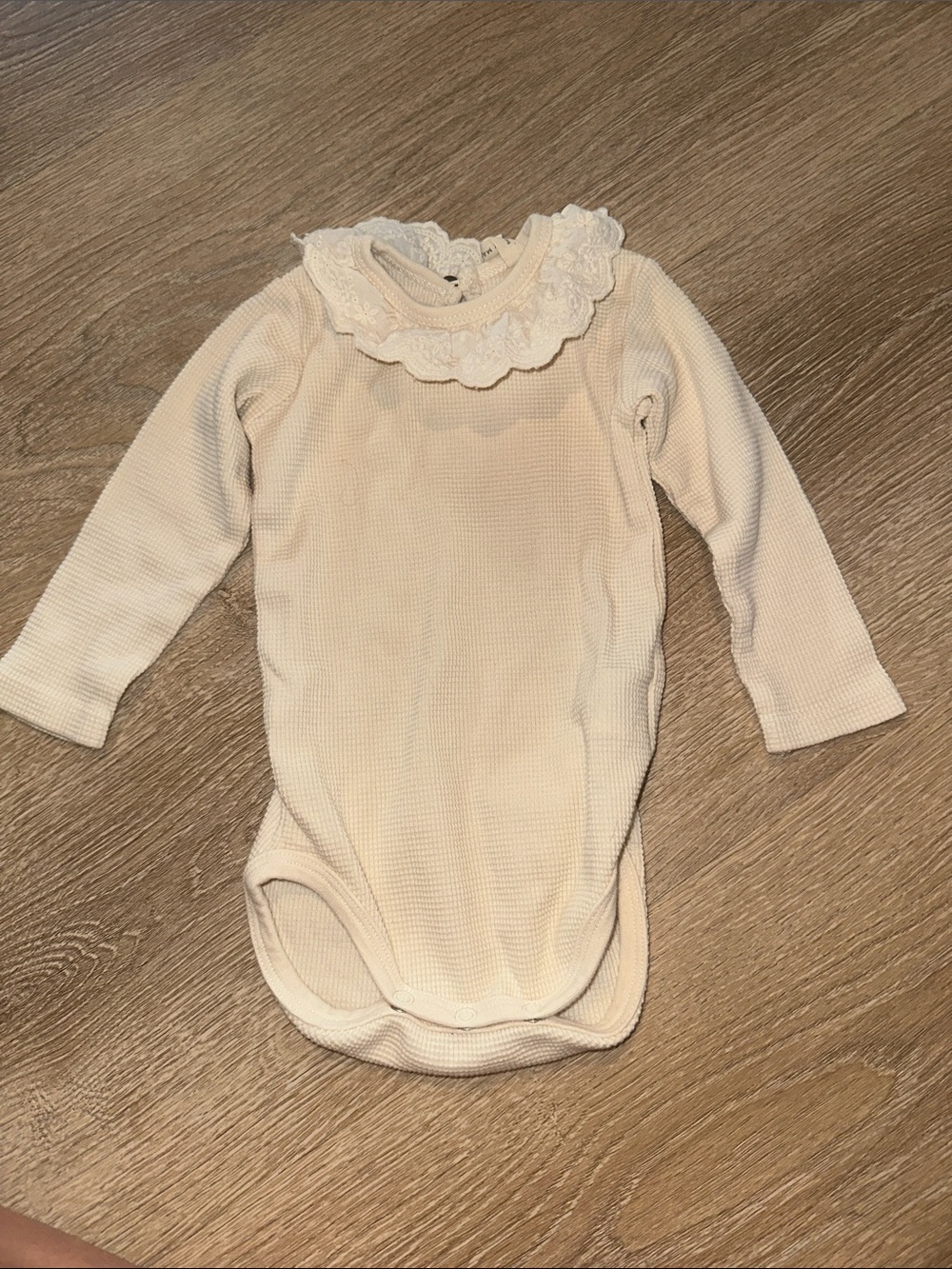 Quincy Mae waffle body suit with lace collar